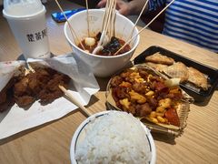 -蓉李记成都名小吃(武汉经开万达店)