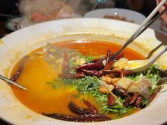 山茶油丹江大鱼头-清水亭湖北菜(大屯DT51店)