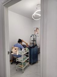 -瓷肌博士·祛痘科技美肤