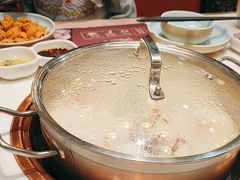 -洪氏嗨捞·猪肚鸡火锅(阳光天地店)
