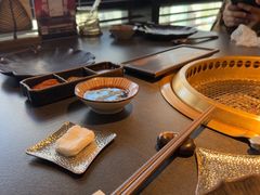 -铭牛烧肉·和牛海鲜自助(高新月牙湖店)