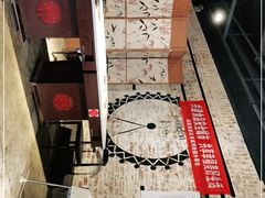 -休记光头香辣蟹干锅店(衣冠庙店)