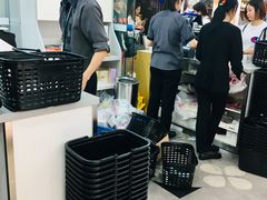 -日上免税行(浦东机场五店)