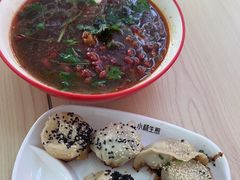 -小杨生煎(金山百联购物中心3楼店)