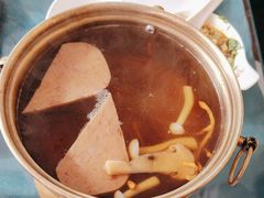 -慢丽江·云南野生菌土鸡锅(付家庄店)