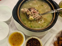 -围龙屋客家食府(福田店)