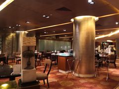 -上海佘山世茂艾美酒店