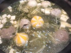 一地眉毛-小龍鳳·港式海鲜打边炉(沙湖路店)