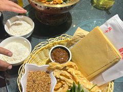 -鲁菜根·泰安菜(万达店)