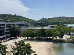 -上海佘山世茂艾美酒店