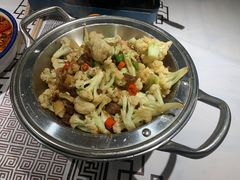 -霄汉牛三鲜湖北砂锅菜(万松园2店)
