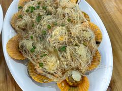 蒜蓉粉丝蒸扇贝-明记海鲜大排档(巽寮湾店)