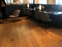 -乐蓬马歇百货公司(Rive Gauche)
