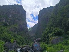 -大理苍山石门关旅游度假区