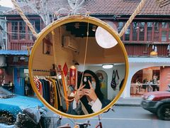 -LADY FAFA(巨鹿路陕西南路路口店)