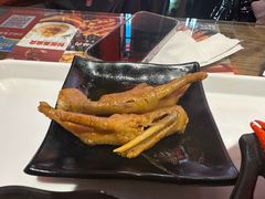 -何记花甲(海岸城旗舰店)