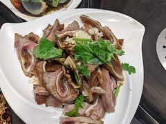 -缘福乡村铁锅炖民宿(八达岭店)