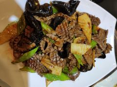 -洁神饭庄·海鲜·青岛菜·30年老字号(五四广场店)