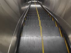 -红土地(地铁站)