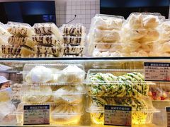 -白玉兰食品甜凤店(合生汇店)