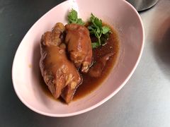 -Kha Mu Charoensang(Silom)