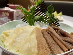 -红鼎豆捞· 20年老店每天都新鲜(宝丰路店)