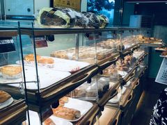 面包甜点陈列柜-新侨三宝乐面包店(崇文门店)