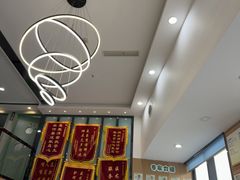 -半岛宠物医院24小时·内窥镜·牙科·碎石中心(府城大道店)
