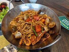 -鹰龙海畔度假酒店(咸祥店)
