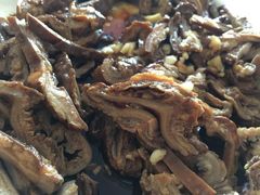 -溢心园香河肉饼总店