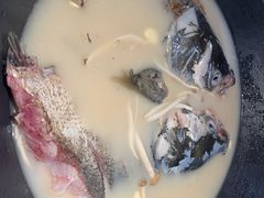 -陈大锅·岳阳鱼馆·地道岳阳菜(美食街店)