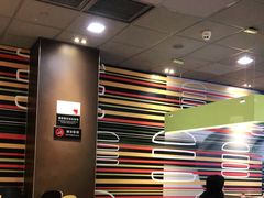 -麦当劳(杭州西湖银泰百货店)
