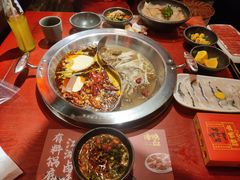 -谭鸭血老火锅·匠心(环球港旗舰店)