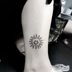 -明星刺青·洗纹身