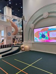 -奈尔宝·儿童乐园·亲子餐厅(华采天地店)