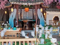 -荷塘秋月·本帮江浙菜(国权路店)