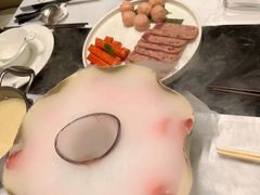 -红鼎豆捞·非遗鲍皇汤火锅(宝丰路店)