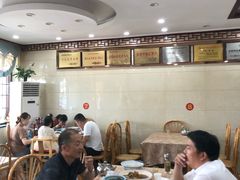 大堂-冯氏吴山贡鹅(206国道店)