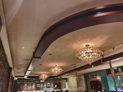 -半岛翡丽海鲜自助餐厅(观风亭店)