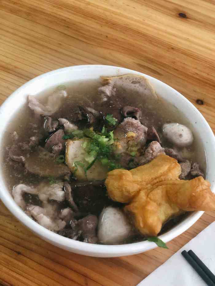 洪阳粿汁面-"这家店开在这里挺久了,生意一直挺不错的,.