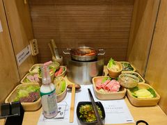 -独食火锅·半米屋台(直营总店)