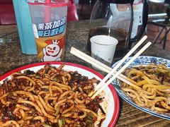 -玲玲米粉(中山路店)