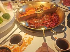 -小龙翻大江文化火锅(宽窄店)