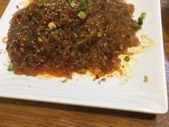 蚂蚁上树-三猫黑鱼花(南大店)