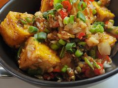 -Chom Cafe and Restaurant
