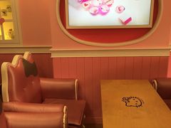 -Hello Kitty Cafe(弘大店)