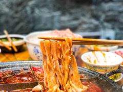 -红九格老火锅(三峡广场店)