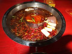 -谭鸭血老火锅(万象九宜城店)