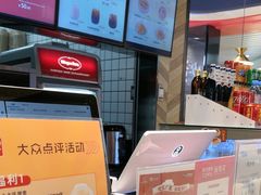 -广州白云国际机场
