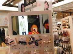 -美特斯邦威(新天地购物中心店)